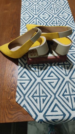 Zapatos Stradivarius 