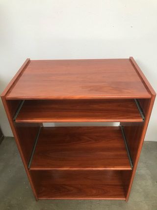 Mueble con 2 baldas extraibles de madera 