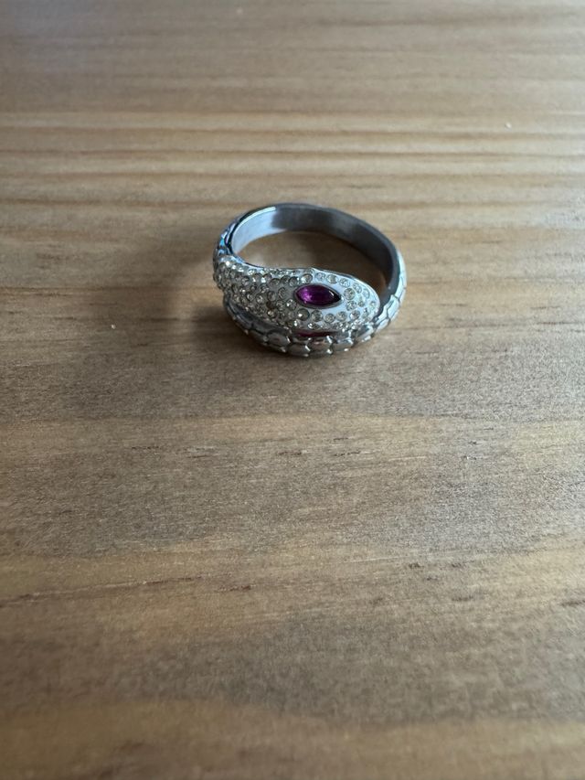 Anillo de serpiente