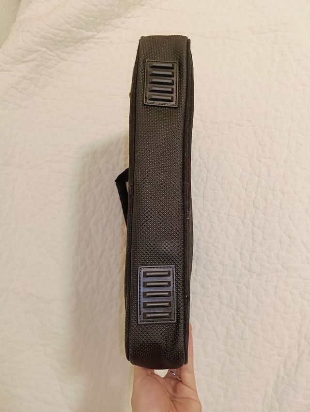 Maletín portátil negro