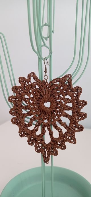 Pendientes crochet marrón grandes