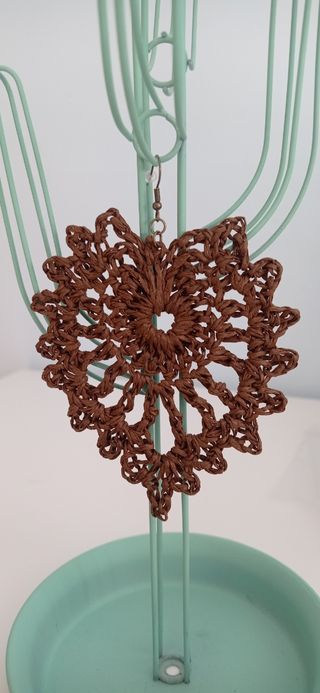 Pendientes crochet marrón grandes