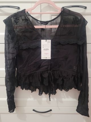 Blusa negra transparente ZARA