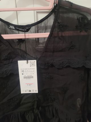 Blusa negra transparente ZARA