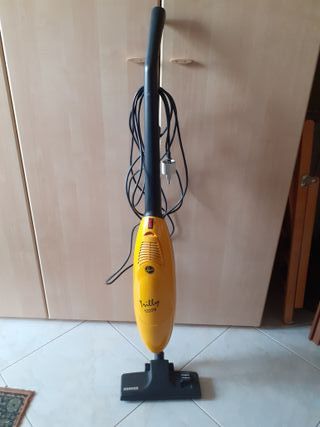 Aspirapolvere Scopa Elettrica Hoover Trilly 1000 w