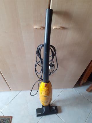Aspirapolvere Scopa Elettrica Hoover Trilly 1000 w