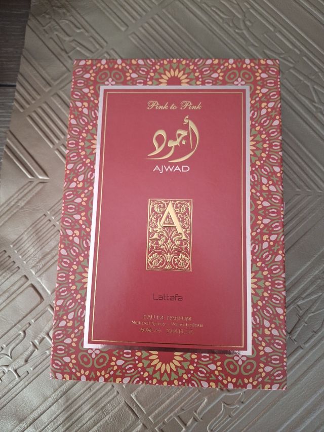 Perfume Lattafa Ajwad Pink - 60ml