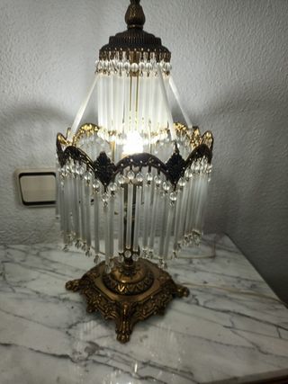 Lamparas de mesa y techo estilo antiguo