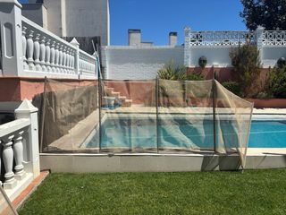 Valla Protectora piscina beige de varios tamaños
