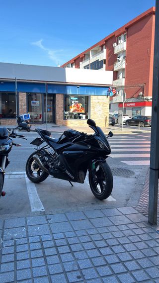 Yamaha yzf r 125