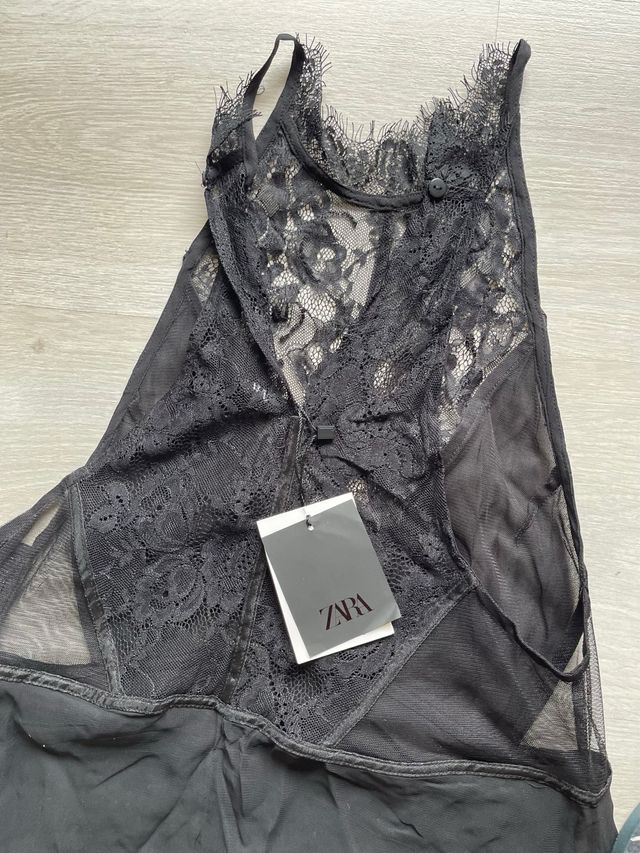 Vestido lencero talla M de Zara