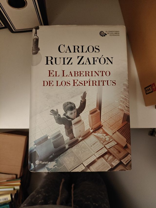 El Laberinto de los Espíritus (Spanish Edition)