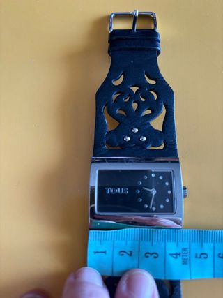 Reloj Tous piel de color negro con forma Oso Tous