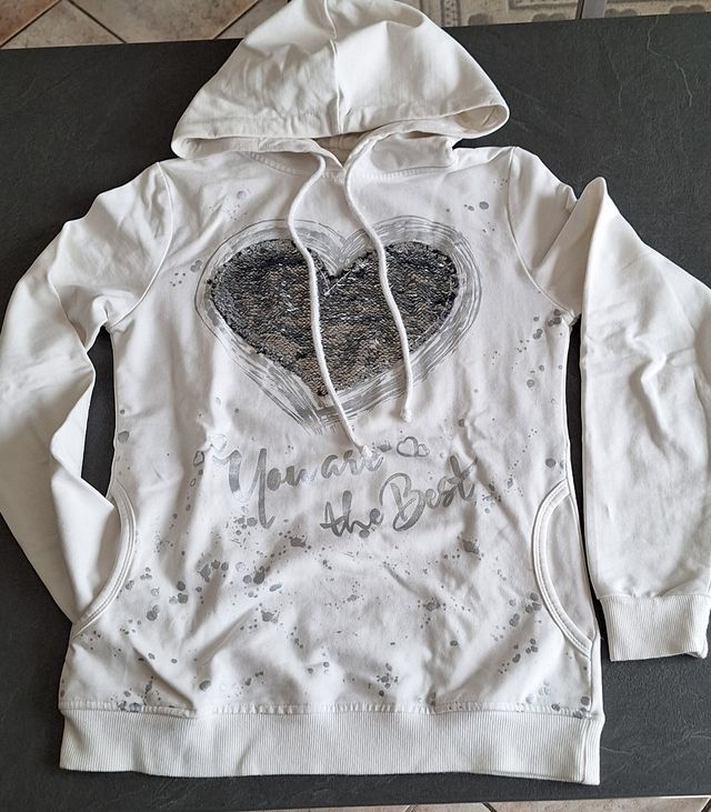 Felpa con cuore paillettes