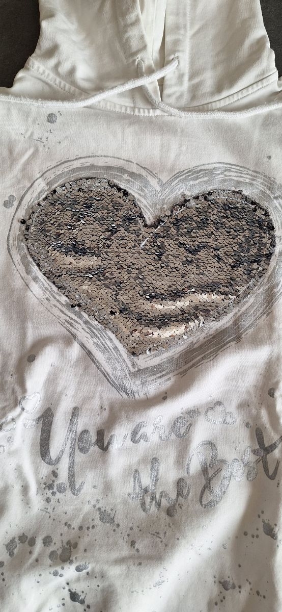 Felpa con cuore paillettes