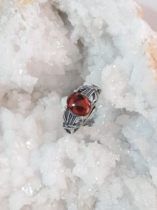 Anillo de Plata con Granate