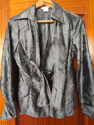 Camisa bordada gris italiana