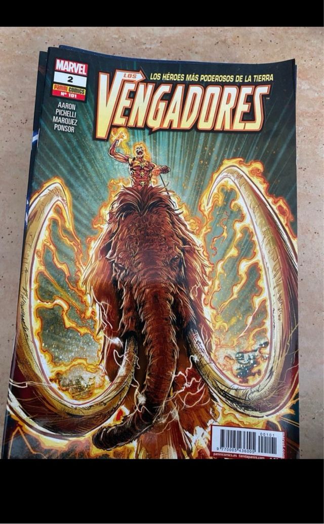 Vengadores de Aaron (18 cómics, valor 90€)