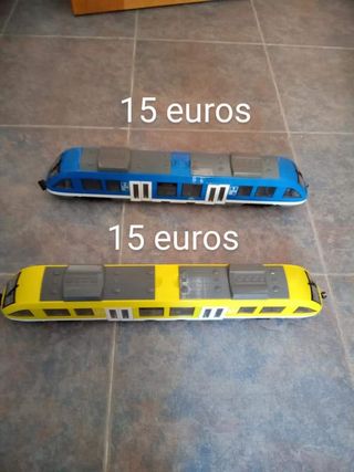 Camión y coches pequeños buen estado