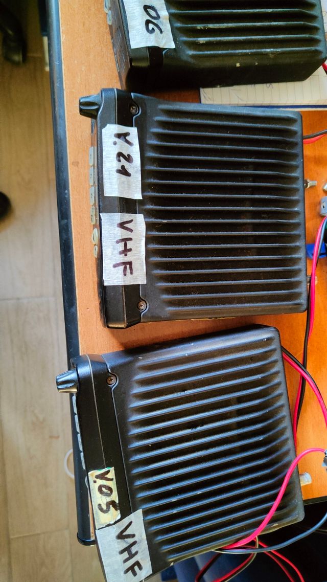 Lotto Radio VHF UHF Alan Hm135