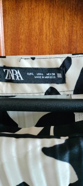 Falda plisada zara talla L 