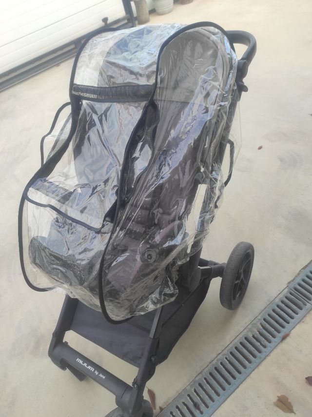Carrito Jane Muum con plástico de lluvia