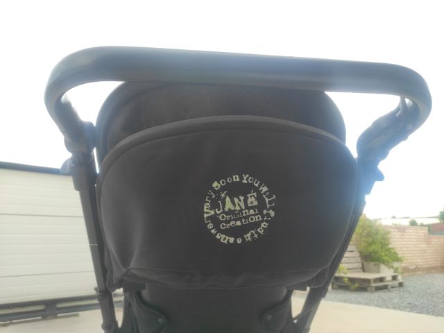 Carrito Jane Muum con plástico de lluvia