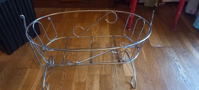 Bambola vintage 1988 con culla basculant