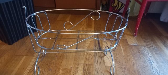 Bambola vintage 1988 con culla basculant