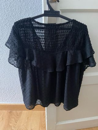Blusa negra Zara - Plumetti