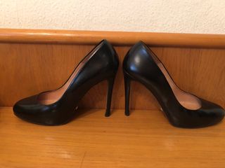 MASSIMO DUTTI  zapatos tacon 38