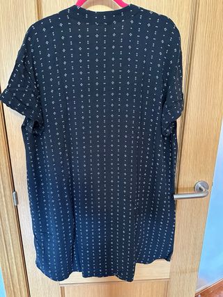 Vestido azul marino - blanco estampado