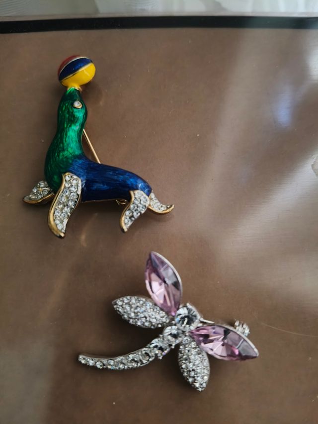 Bonitos broches varios