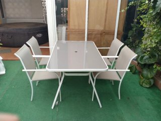 *¡¡Conjunto mesa y sillas de jardín+ transporte!!*