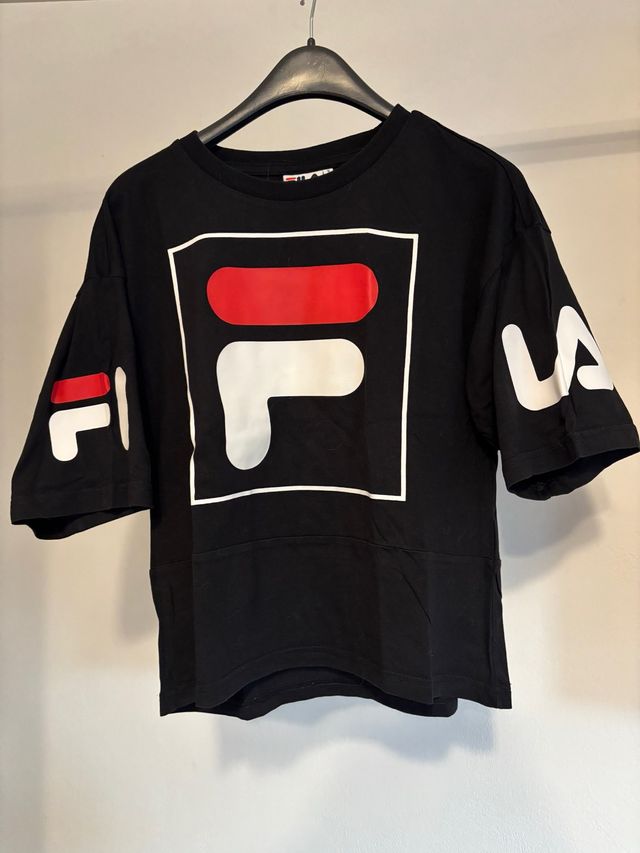 Tagirt da donna marca FILA nera S