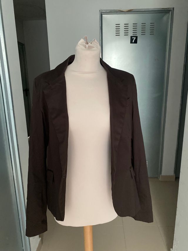 Americana marrón talla S