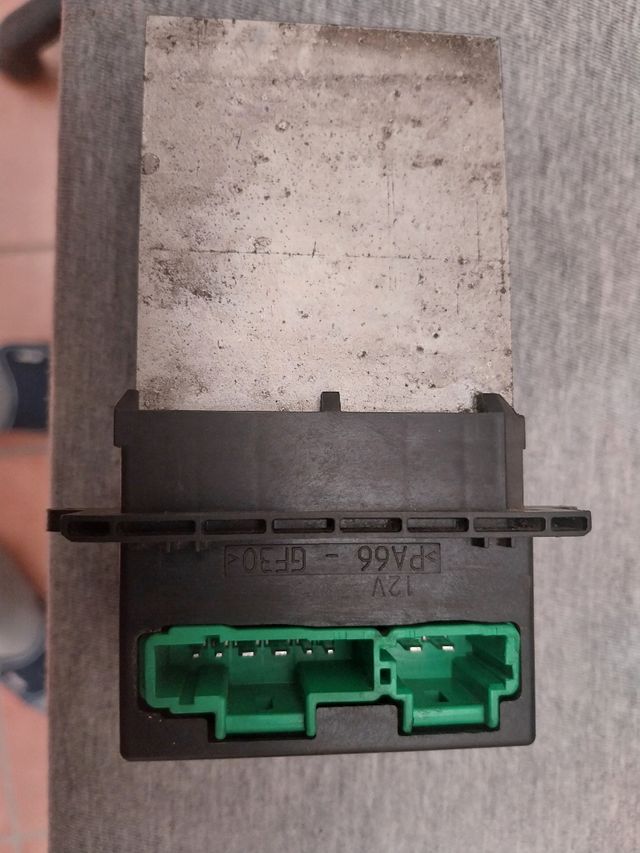 Recambio coche . Resistencia AC Megane