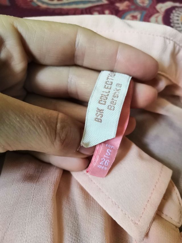 Camisa rosa transparente