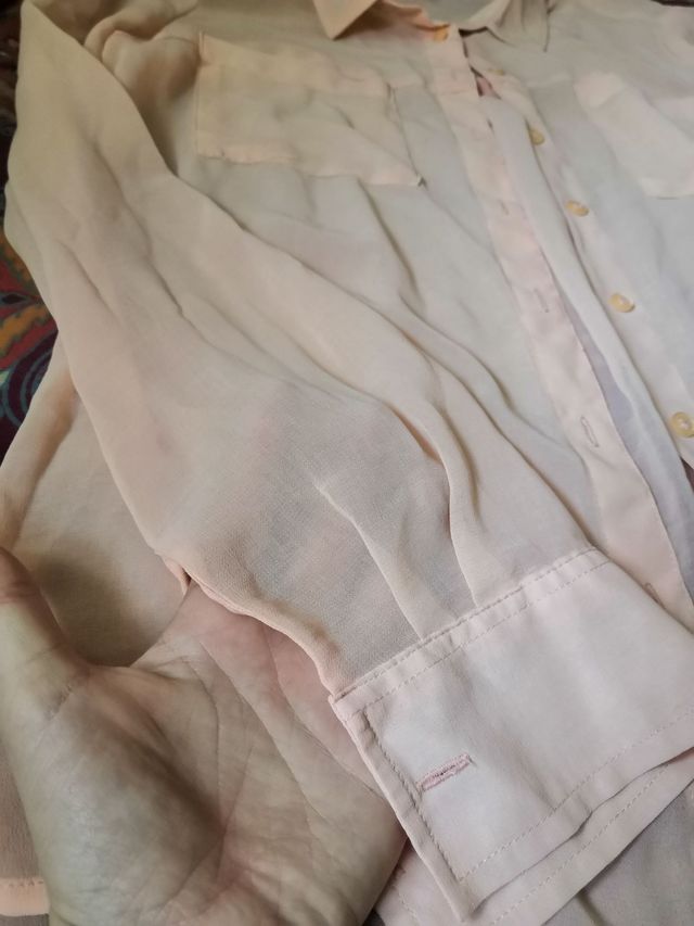 Camisa rosa transparente