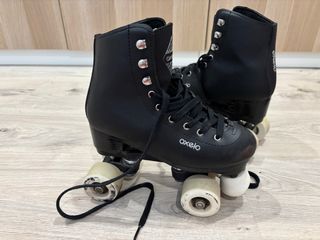 Patines 4 ruedas negro T.36