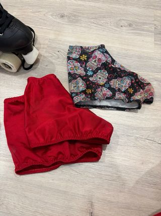 Patines 4 ruedas negro T.36