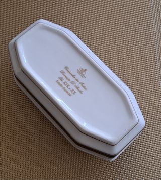 Seleziona scatola in porcellana in edizione speciale 