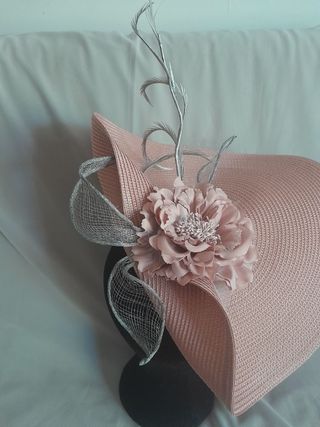 Tocado/pamela nude boda, fiesta, evento