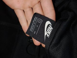 Chaqueta Nike con cremallera negra