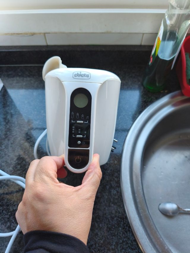Calienta biberones marca chicco