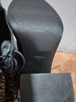 Botines negros Zara - Tacón