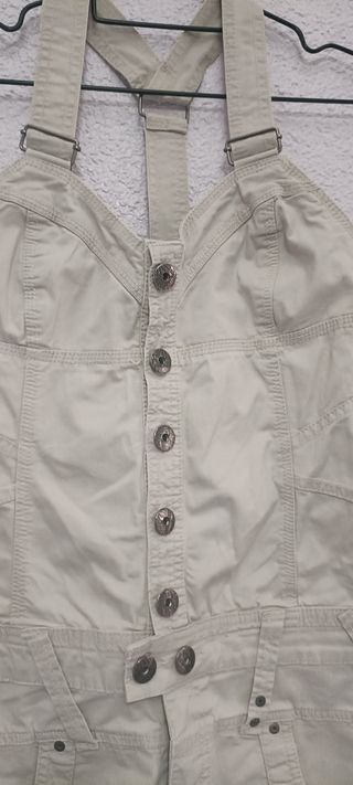 Vestido peto Zara beige/crema.