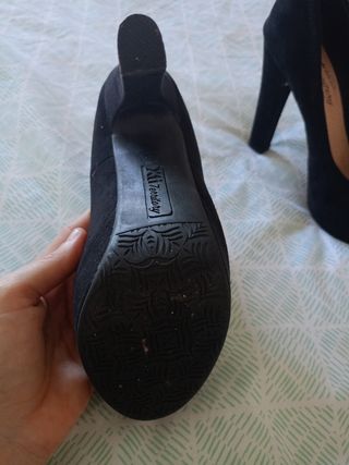 Zapatos de salón negros XTI