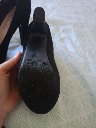 Zapatos de salón negros XTI