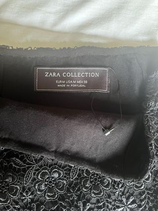 Falda midi encaje Zara negra